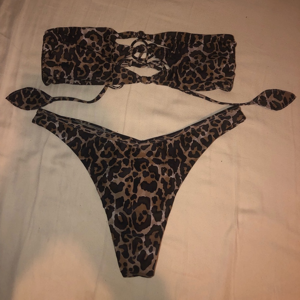 Benoa Swim Feline set